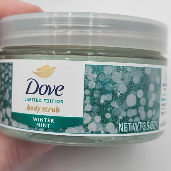 Lot of 6 Dove Winter Mint Body Scrub 3.5oz. Limited Edition - Picture 2 of 4
